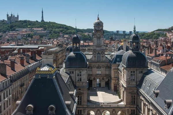 Lyon vs Paris quelle capitale pour la tech française